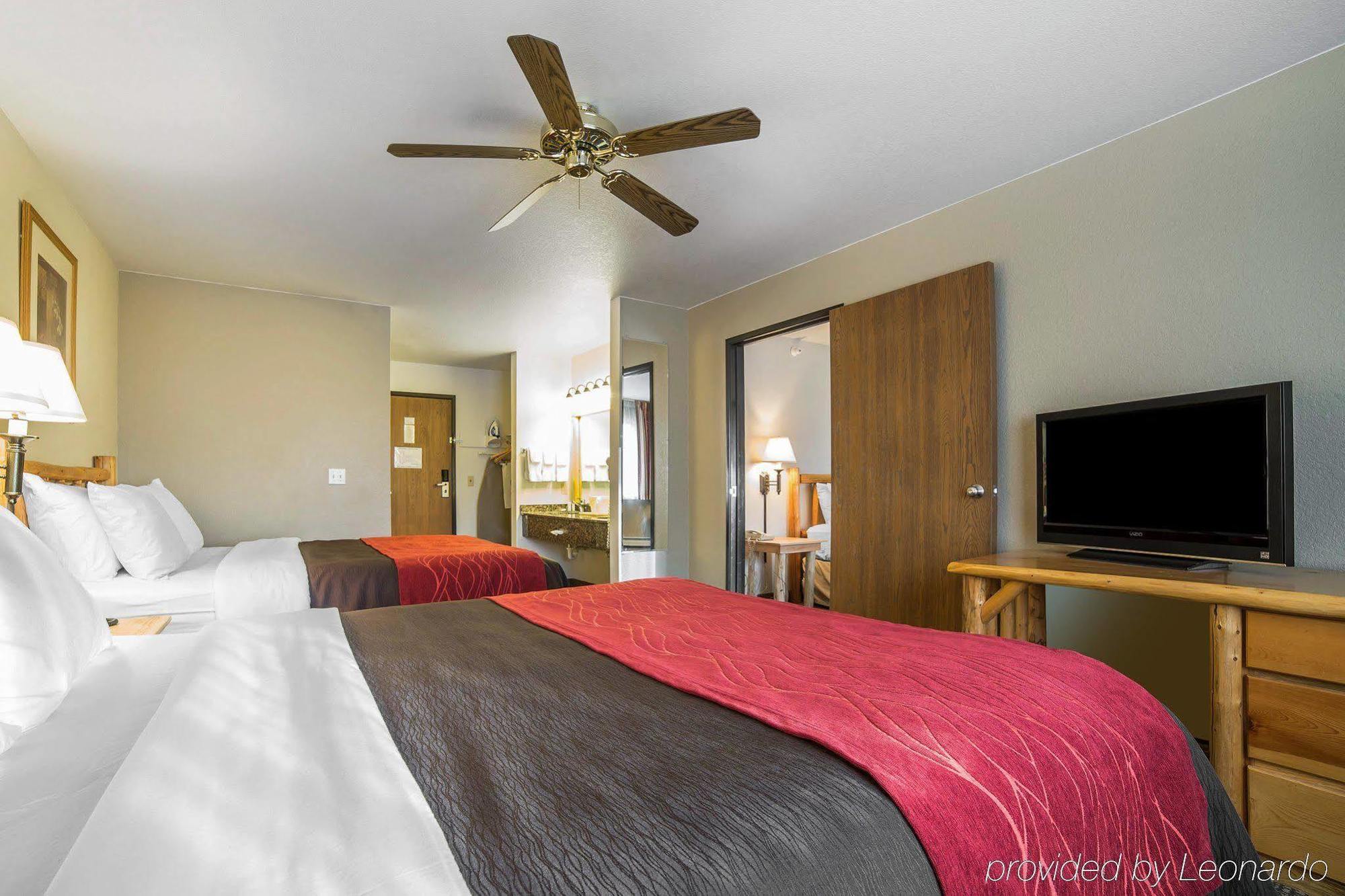 The Antler Lodge - Gardiner Luaran gambar