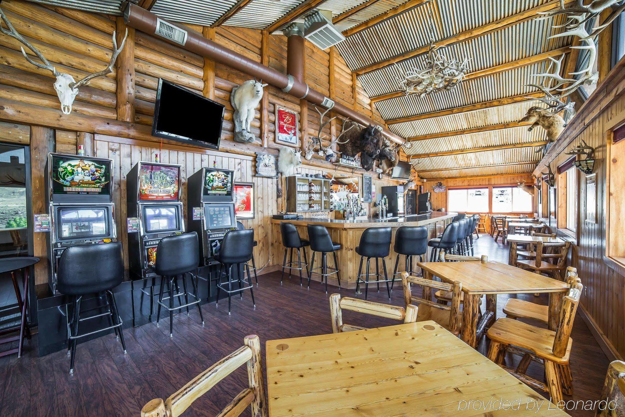 The Antler Lodge - Gardiner Luaran gambar